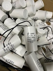 Electric motor capacitor