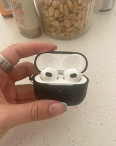 AirPods 3