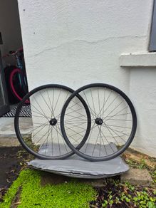 Cube attain race aluminium bare wheelset