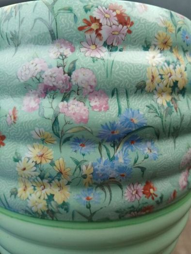Shelley chintz vase