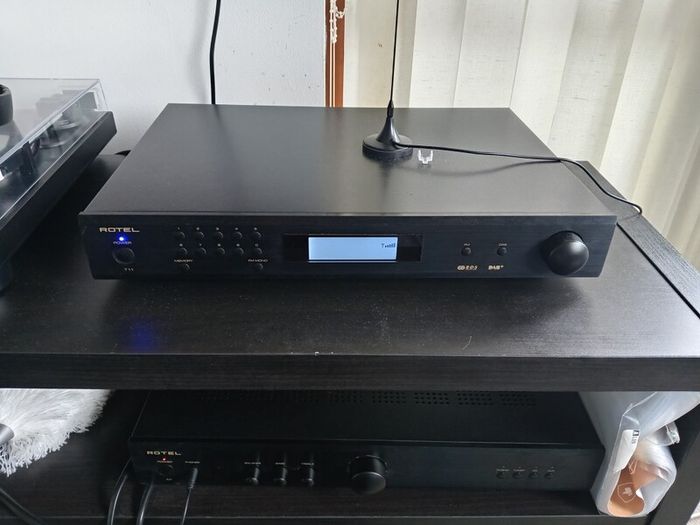 Rotel T11 DAB+/FMTuner
