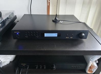 Rotel T11 DAB+/FMTuner