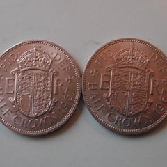 Great Britain. Elizabeth II. 2 Half Crowns (1967) Nice Condition!