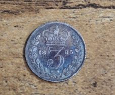 Great Britain UK 1885, 3 Pence / Threepence, Victoria, Silver Coin - free standard postage