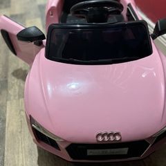 mini pink Audi