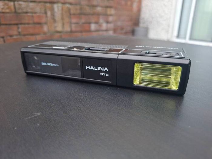 Vintage Halina STB Flashmatic 110 Tele Camera