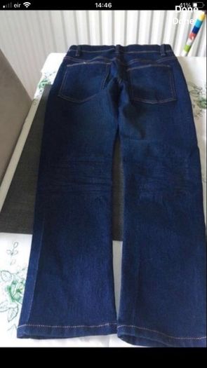 Boys jeans age 7 like new