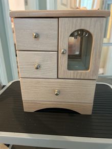 Jewellery Box with Mirror