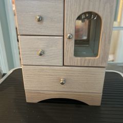 Jewellery Box with Mirror