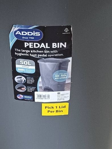 Peddle garbage / dust/ litter bin