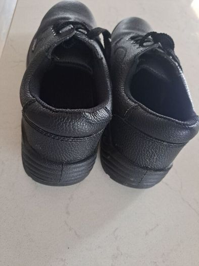 Safety boots black 44 uk10