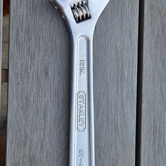 adjustable spanner 10 inch Stanley