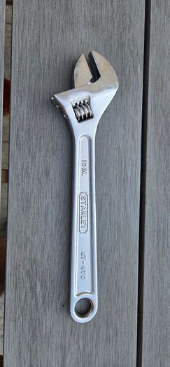 adjustable spanner 10 inch Stanley