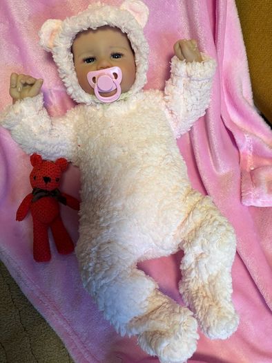 Reborns By Laura.  Baby Bear.  Heavy, weighted Reborn Doll. Welcome to View