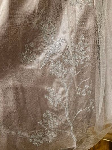 Beauitful girls formal dress