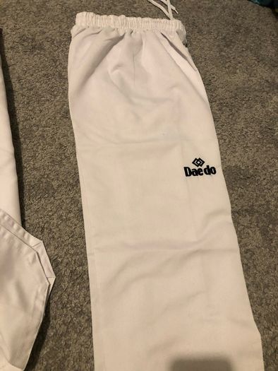 Taekwondo dobok/ uniform 120cm