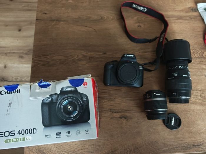 Canon 4000D digital camera