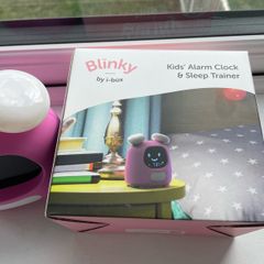 Alarm clock & Sleep trainer