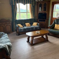 3 +2+1 Leather Suite
