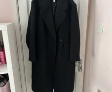Ladies black Overcoat- H&M- Size Small