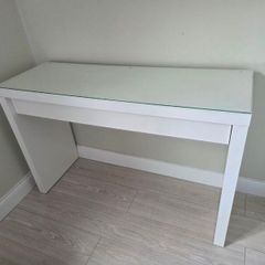 ikea make up table