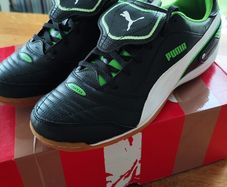 Puma King Esito Astro/Indoor football boots
