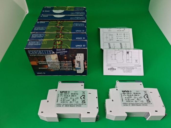 Postage - 7 X  Orbis Ob400132 Uno D Timers Brand New