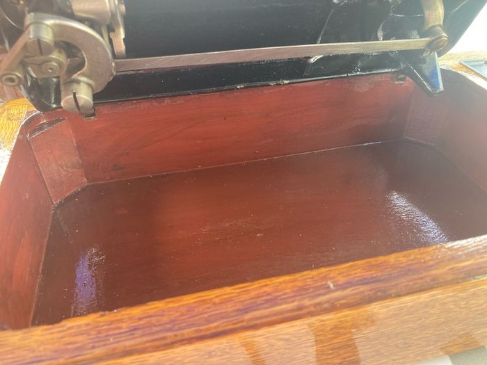 Antique singer 99 K sewing machine