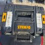 dewalt dcw210 orbital sander Image 3