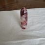 Agate obelisk red,white Image 3