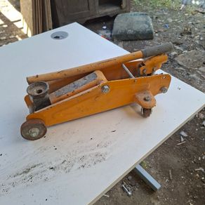 Car jack