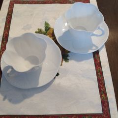 Shelley porcelain,dainty white,2 cups,2 saucers