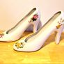 Vintage White Ladies Shoe Ornaments Image 3