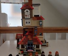 Lego Harry Potter Attack on The Burrow 75980