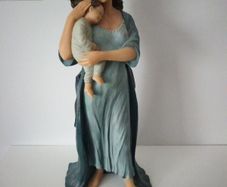 Chloe -Genesis  Homeward Bound.  Limited Edition. . Collectable  Piece.