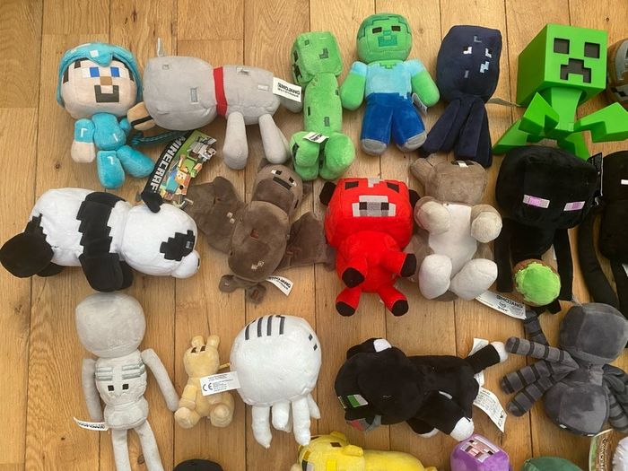 Minecraft plushies x 35
