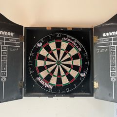 Dartboard and Cabinet