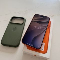 iPhone 17 Pro - Orange 256GB Unlocked