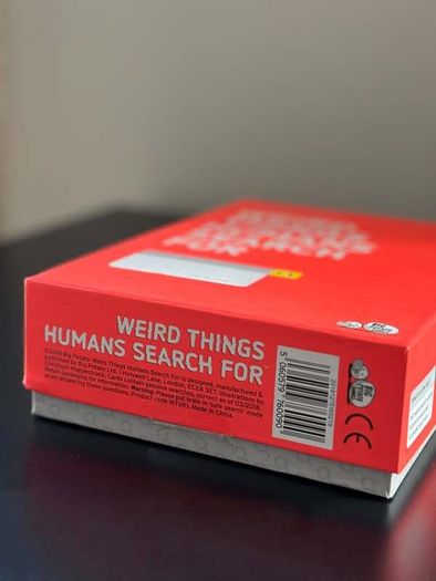 Board Game - Weird Things Humans Search