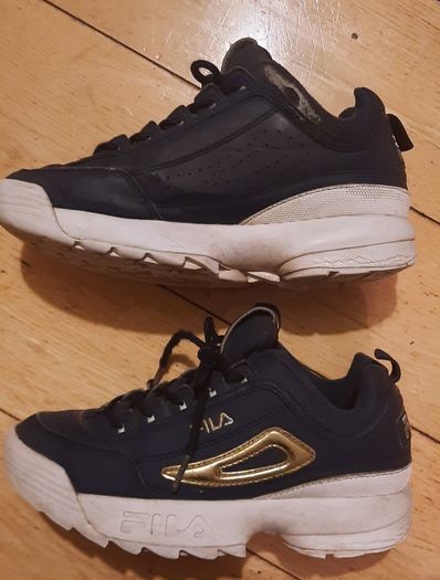 Fila size 3