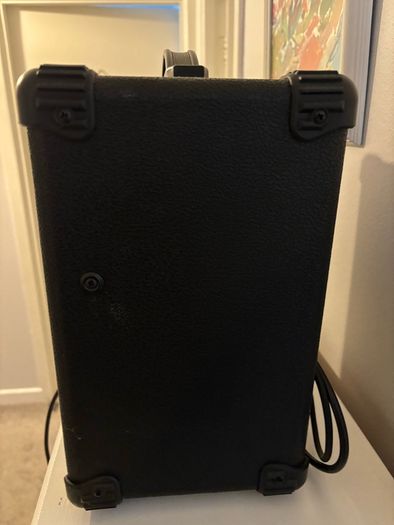 Guitar amp