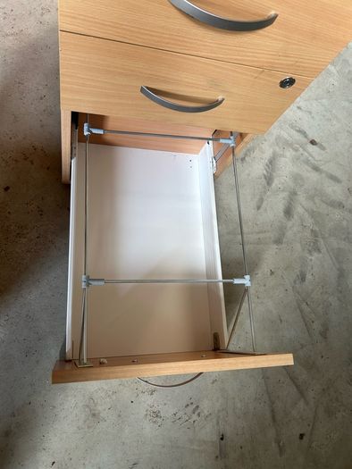 3 drawer unit
