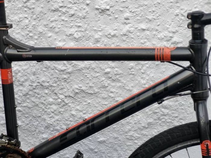 Carerra Axle. Working Order But General Service Recommend