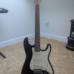 Squier Strat by Fender Affinity Series