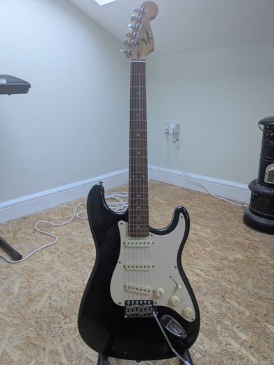 Squier Strat by Fender Affinity Series