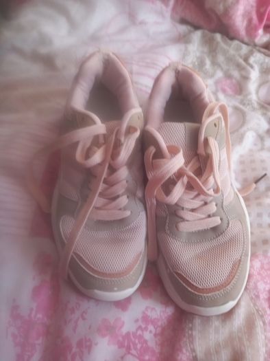 ladies shoes