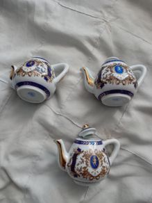 Teapot ornaments