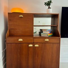 mid-century unit