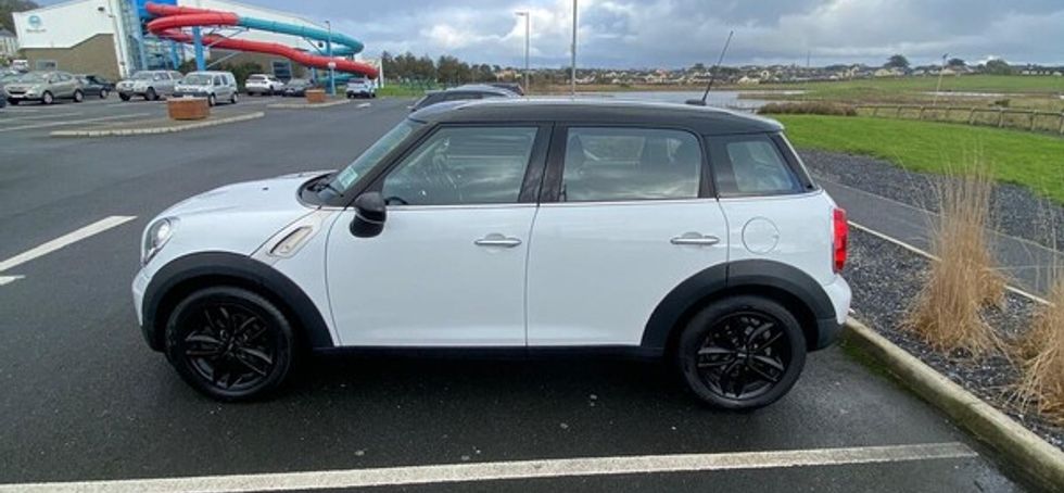 2016 MINI Cooper