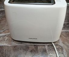 Morphy Richards 2 slice toaster